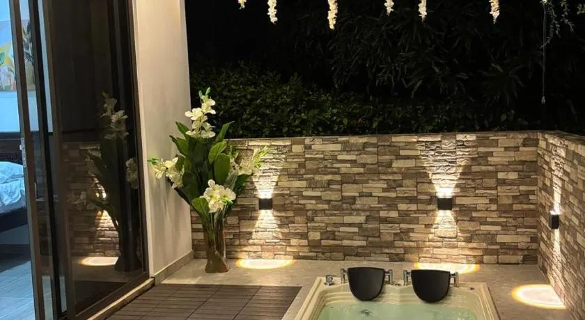 Natural View Resorts Melgar - Image 1