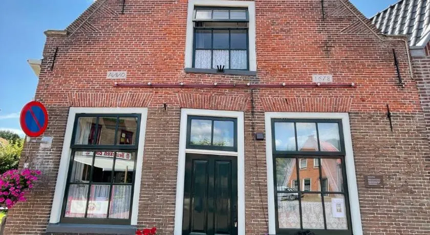 De Scheve Deur - Image 1