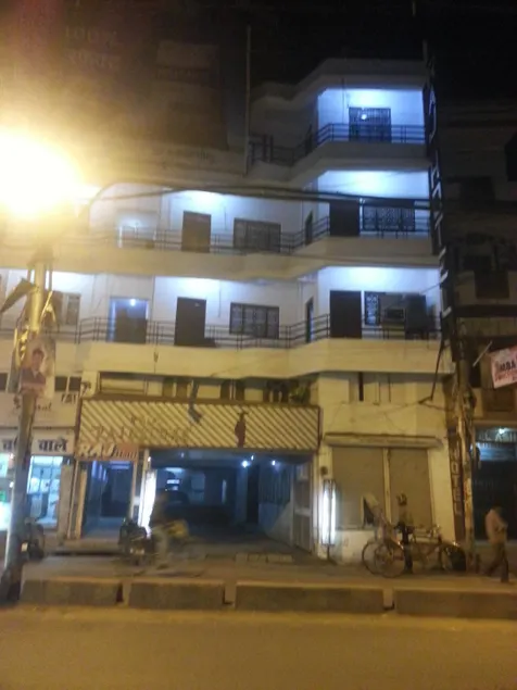 Raj Hotel - Image 1