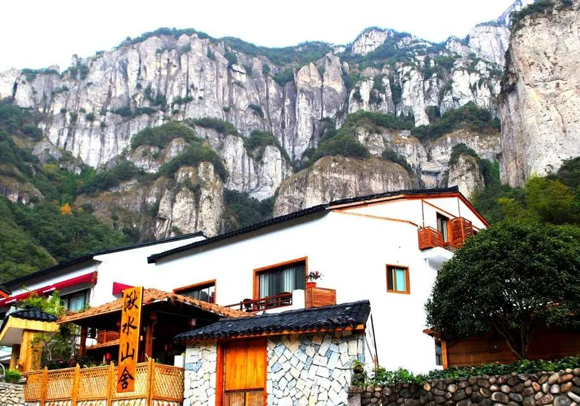 Yandang Qiushui Shanshe Hostel - Image 1