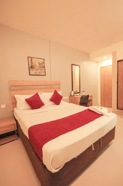 Hotel Akasa International - Image 1