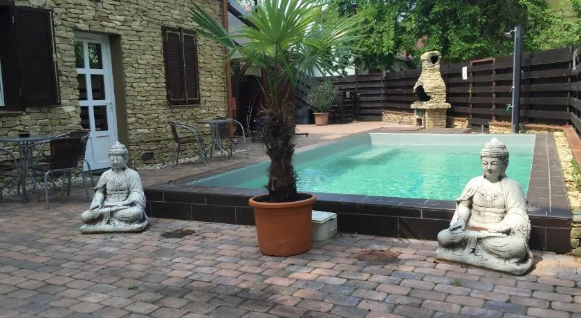 Smeraldo Villa - Image 1
