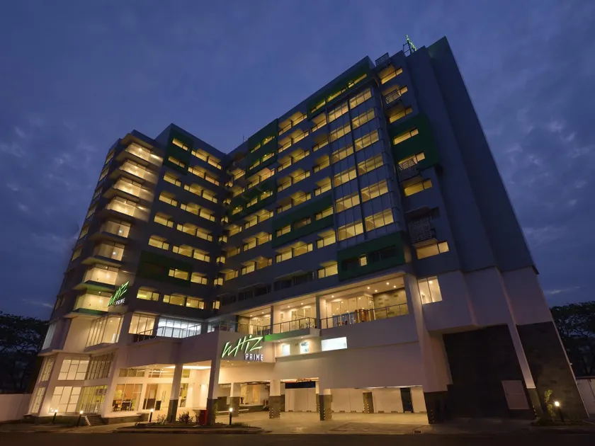 Whiz Prime Hotel Megamas Manado - Image 1