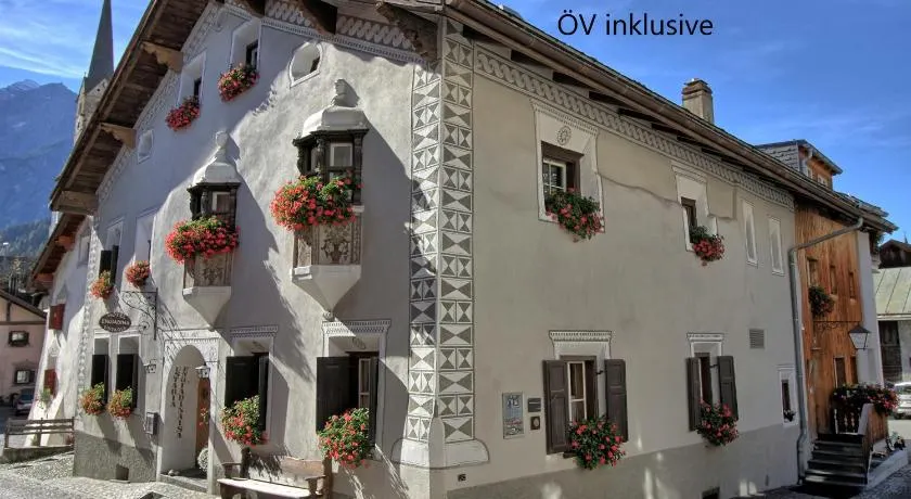 Hotel Garni Engiadina - Boutique Hotel - Image 1