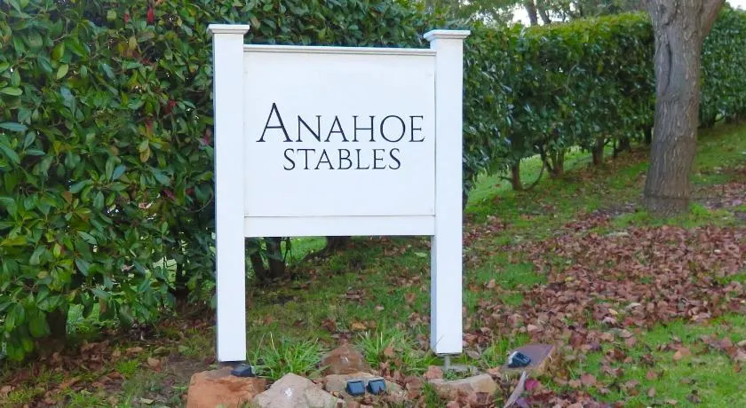 Anahoe Stables - Image 1