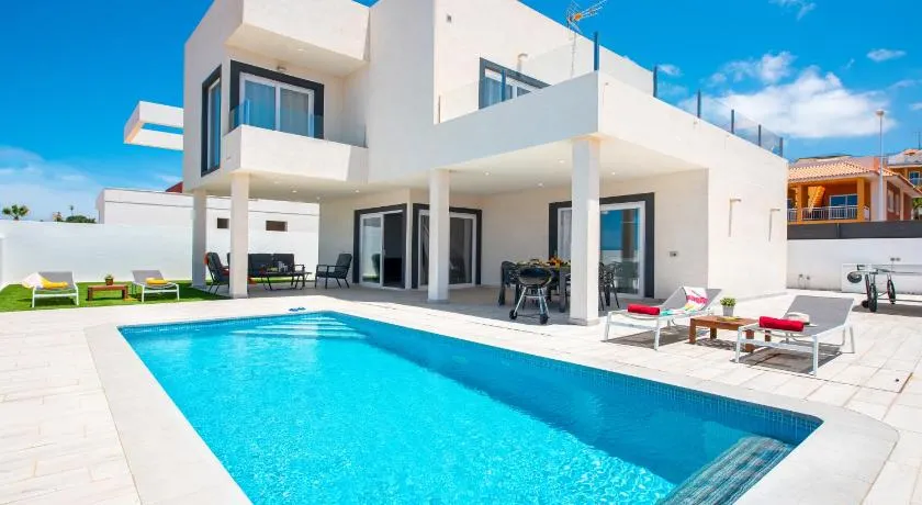 Villa Shasya Costa Adeje with air conditioning - Image 1