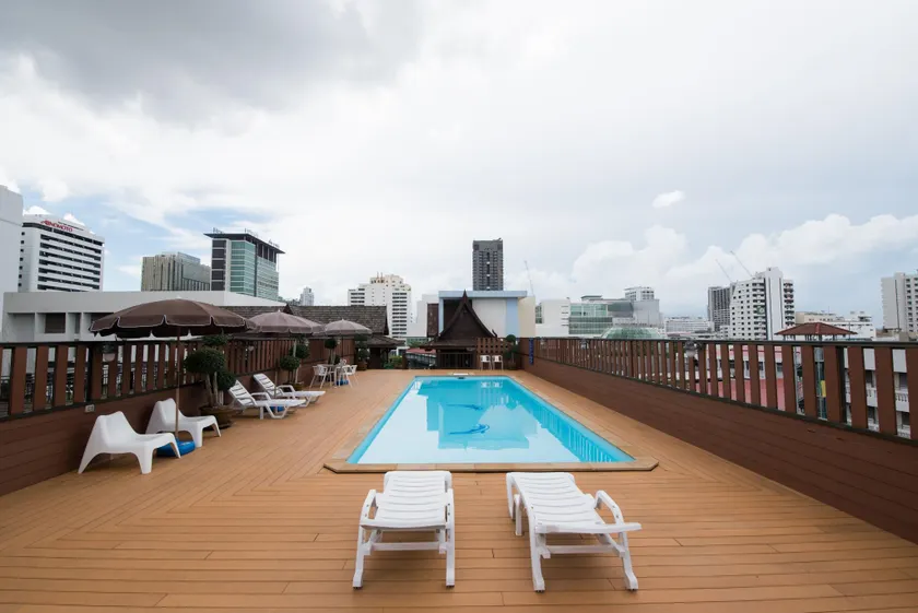 True Siam Rangnam Hotel - Image 1