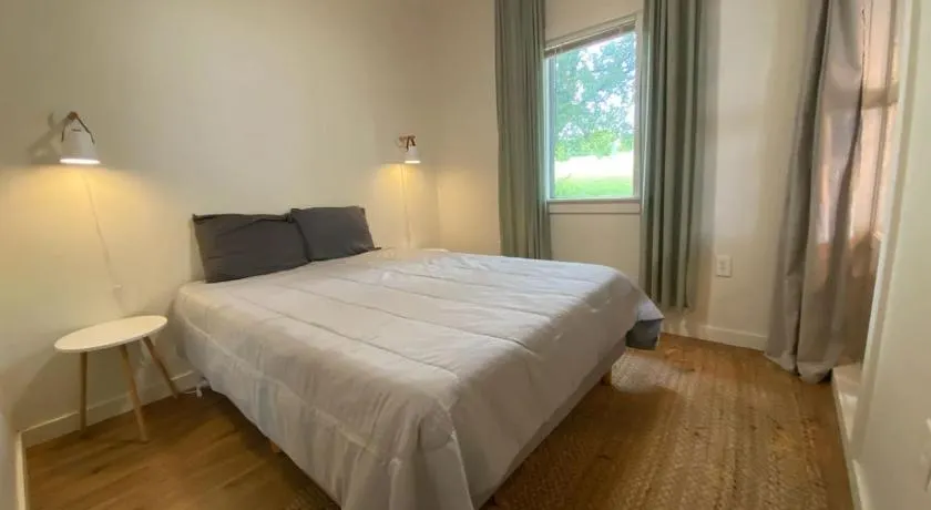 Private Guesthouse - Quiet Space - Image 1