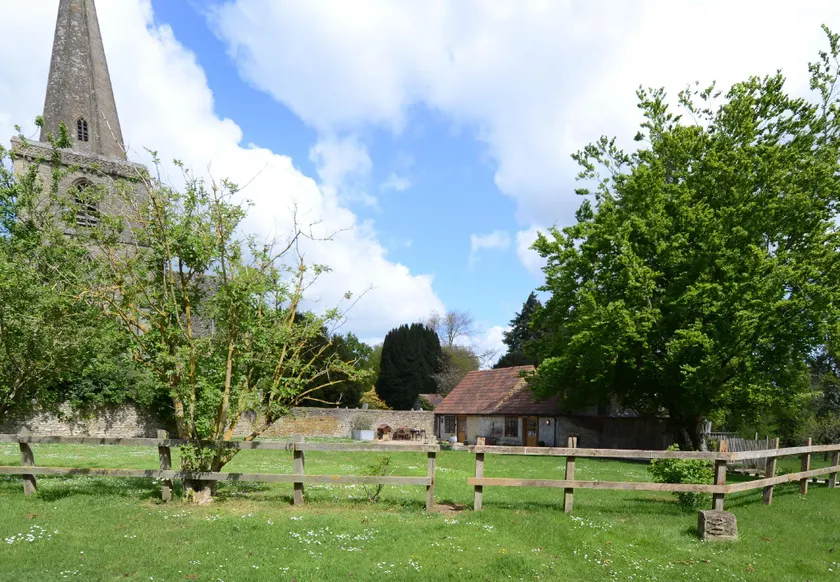 Converted Barn House - Central Oxford, Cotswolds - Image 1