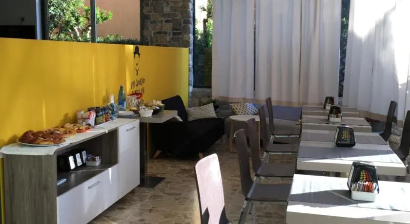 Hotel Stazione - Image 1