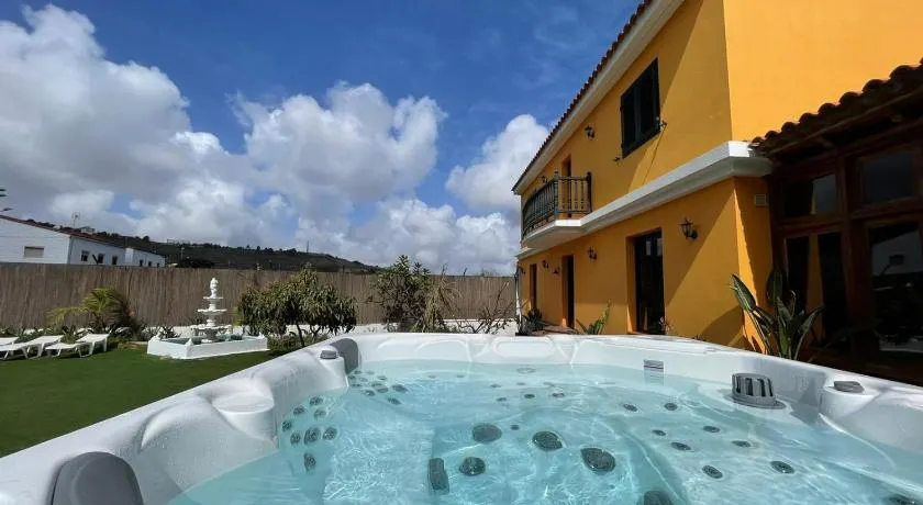 Villa Tijuana - Jacuzzi, Playa y Naturaleza en Gran Canaria - Image 1