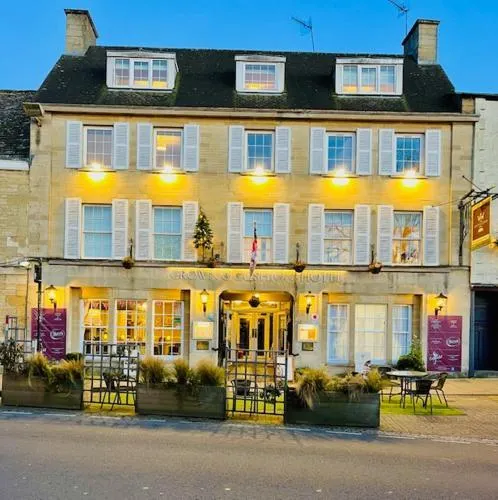 Crown & Cushion Hotel - Image 1
