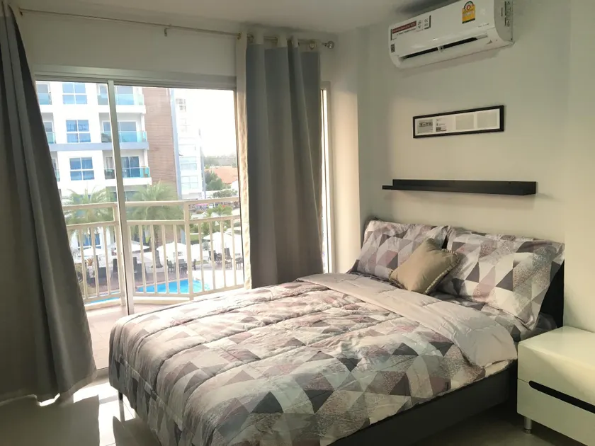 Beach front condo for family in Laem Mae Phim - Image 1