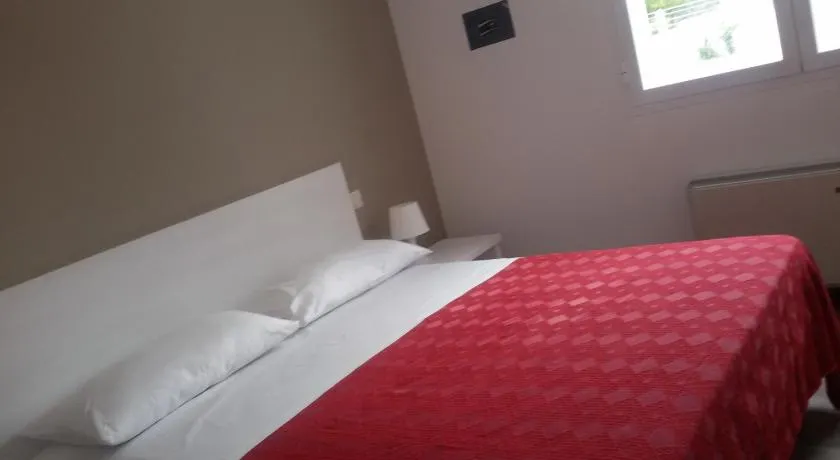 Blu Salentino b&b con Parcheggio Privato Gratuito - Image 1