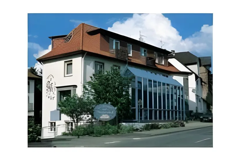 Landhotel Weinrich - Image 1