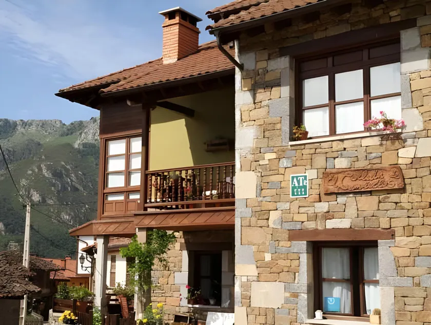 Apartamentos Rurales El Collaín de Campiellos - Image 1