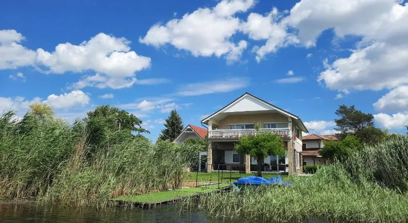 Sunny Beach Villa - Image 1