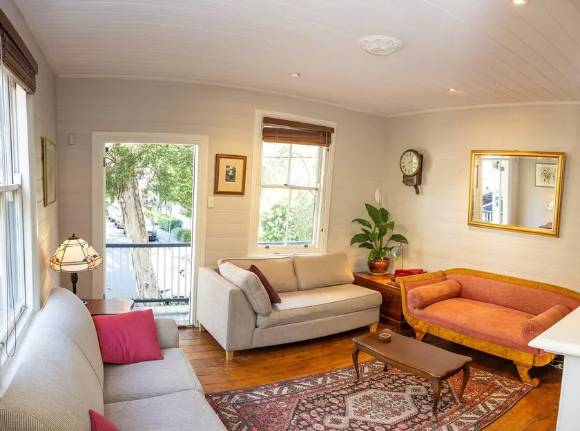 The Euroka Cottage,  Heritage 3bdr home near CBD - Image 1