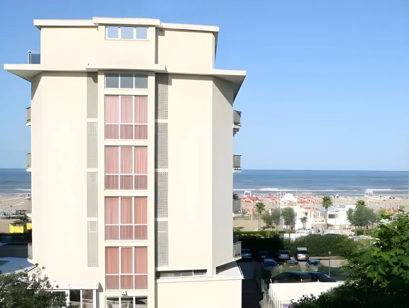 Hotel Caesar - Image 1