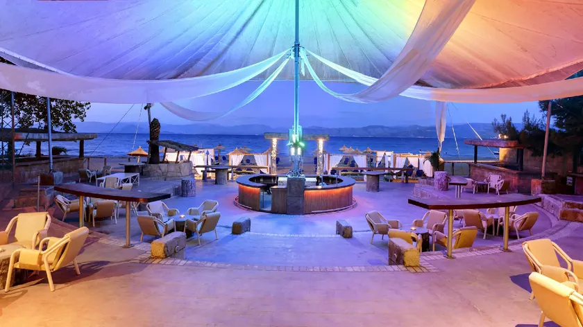 Island Beach Resort - Image 1