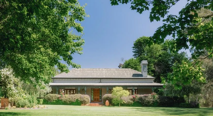 Nook Farm - Image 1