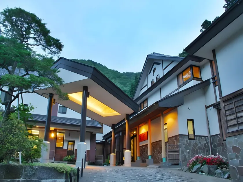 ShirabuOnsen Higashiya - Image 1
