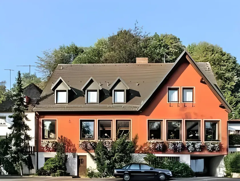 Hotel-Restaurant Buger Hof - Image 1