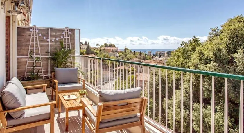 L36 Sea view terrace 10min walking to sea/Parking & AC - Image 1