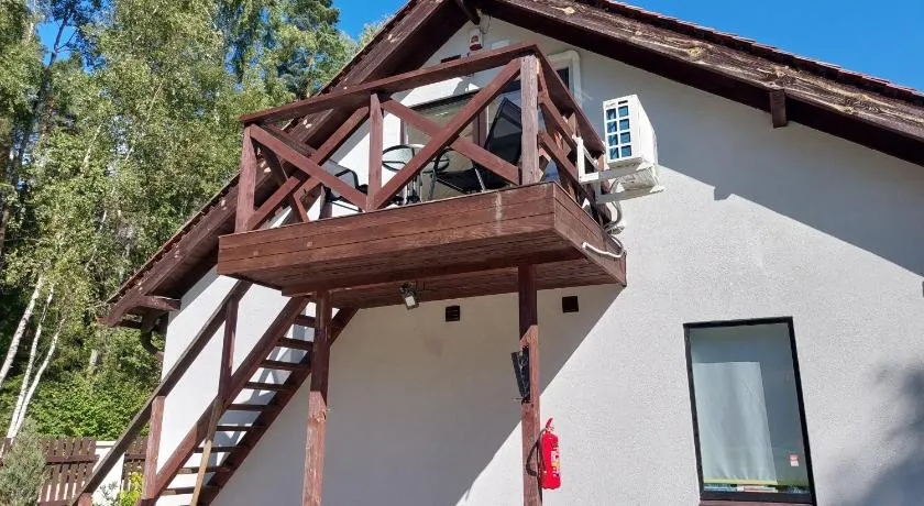 Apartamenti pie jūras 5 cilvēkiem, otrā stāvā - Image 1