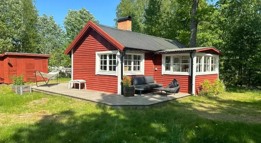 Cozy cottage with terrace, garden & nature - Image 1