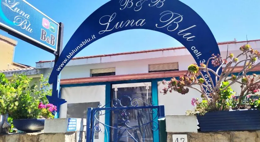 B&B Luna Blu - Image 1