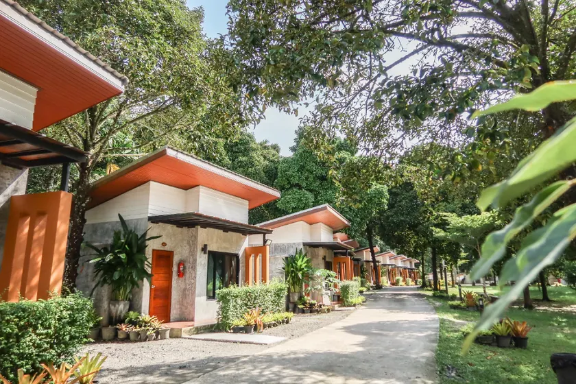 Baan Klang Suan Resort - Image 1