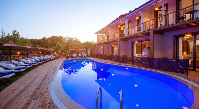 Arwen Hotel - Image 1