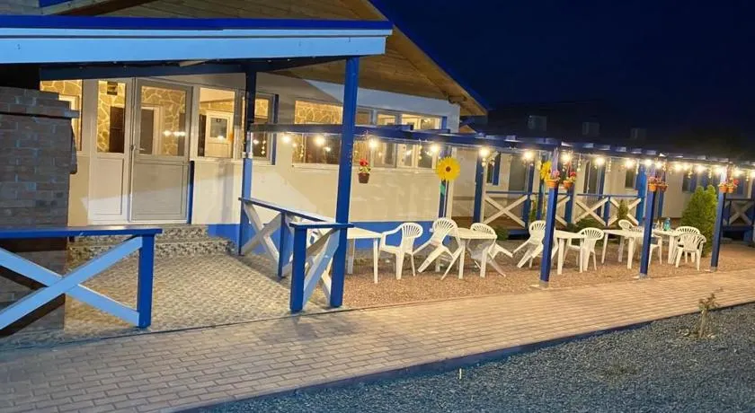 Pensiunea Blue House - Image 1