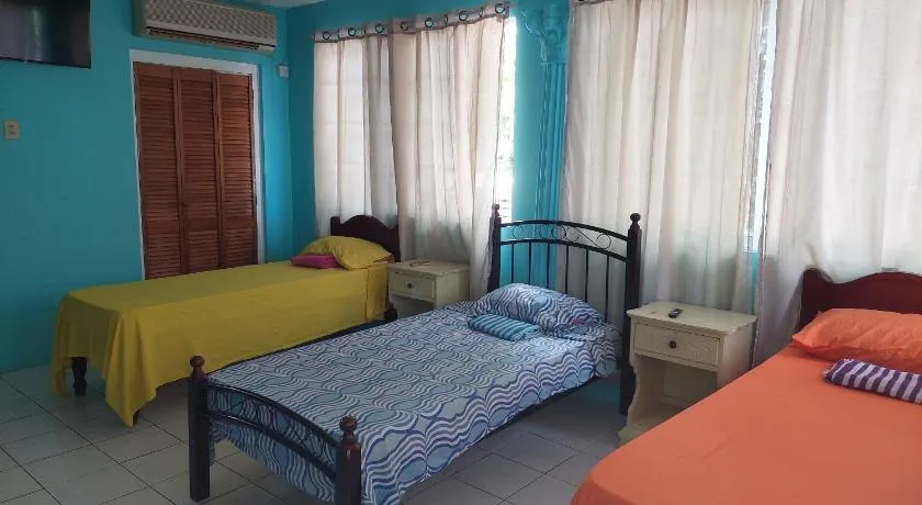 Dancehall Hostel Guest House - Image 1