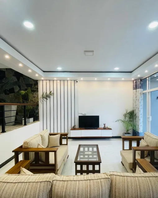 Kandy Villa Grey - Image 1