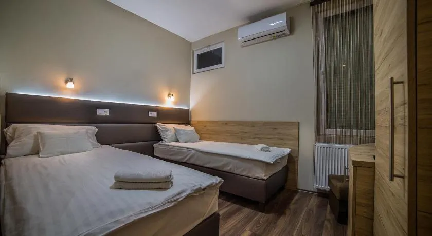 Sztár Motel Étterem - Image 1