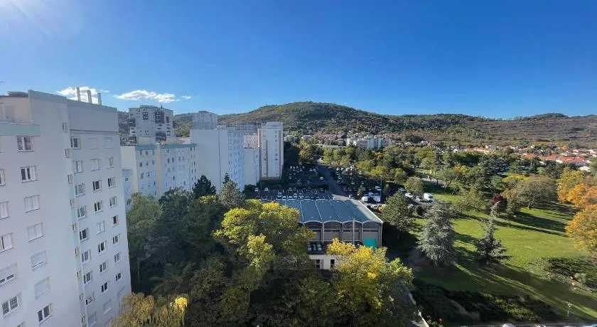 Les Dômes du Parc 4e App T3 et T1 proche de toutes commodités - Image 1