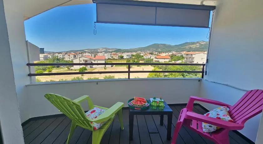 Luxic Horizon Apartment - Image 1