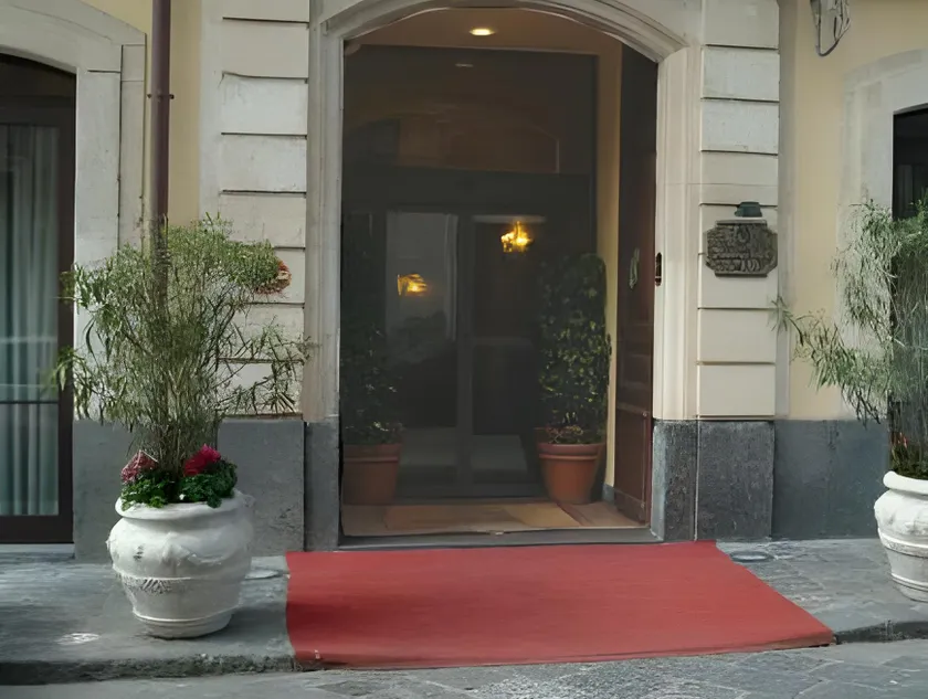 Hotel La Ville - Image 1