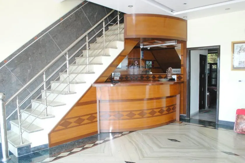 Hotel Manglam - Image 1