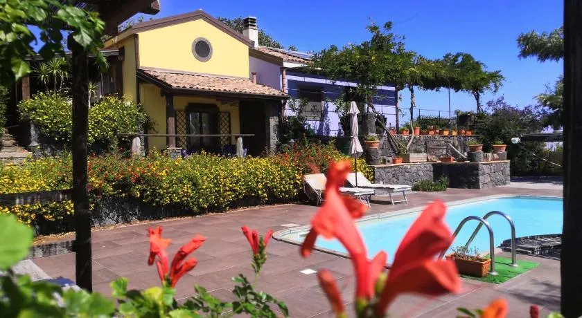 Alberto Mt Etna B&B & Holiday rentals - Image 1