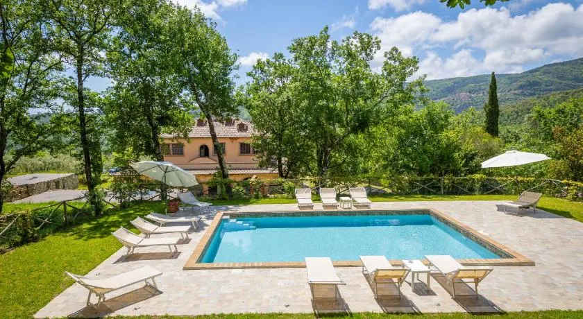 Villa Cresci con piscina Tuscan villa with pool near Sassetta thermal baths & Bolgheri Wine Route - Image 1