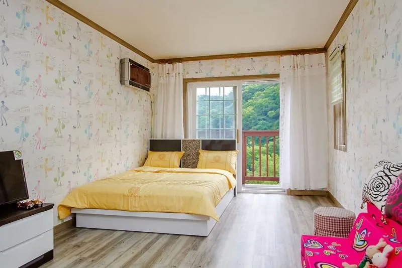 Yangpyeong Byeolttaogi Pension - Image 1