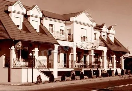Hotel Chrobry - Image 1