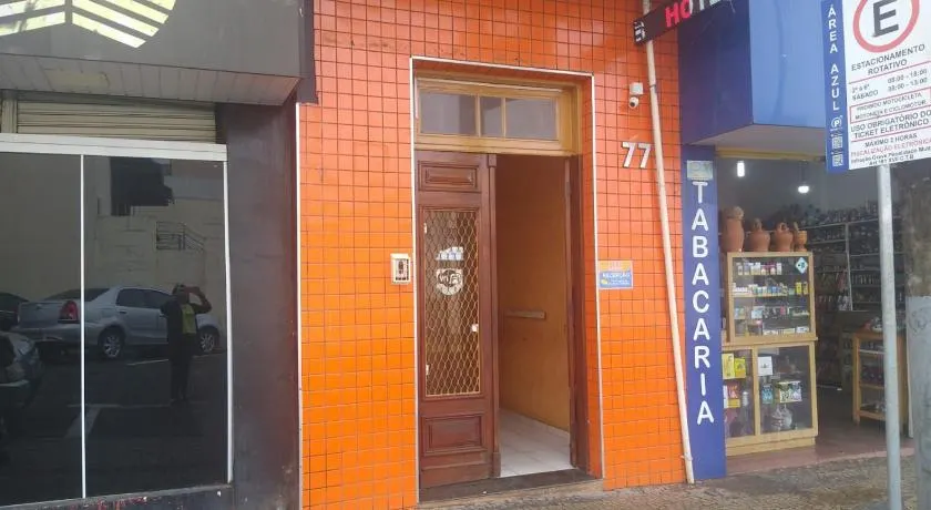 Rex Hotel - Image 1