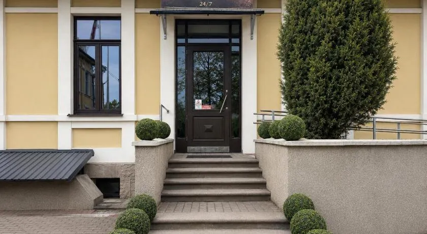 GRAND Restaurant&Hotel - Image 1