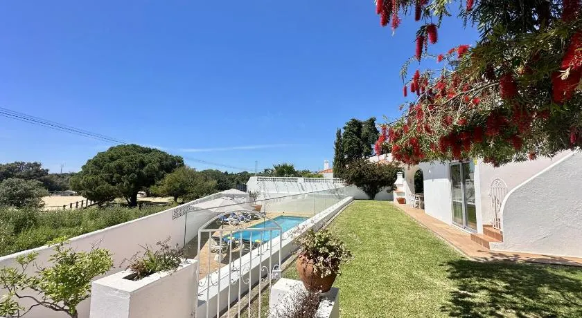 Felicidade - Private Heated Pool - 8 Guests - Albufeira - Image 1