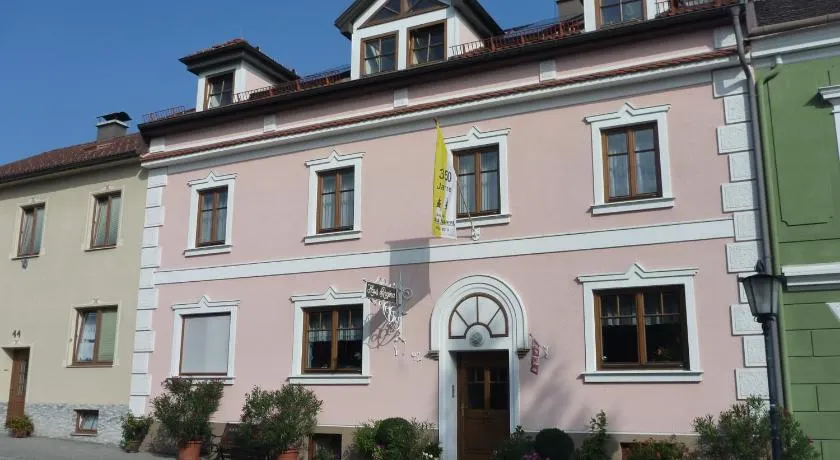 Haus Regina - Image 1