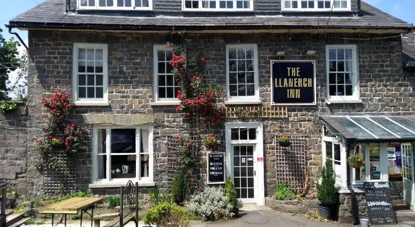 Llanerch Inn - Image 1